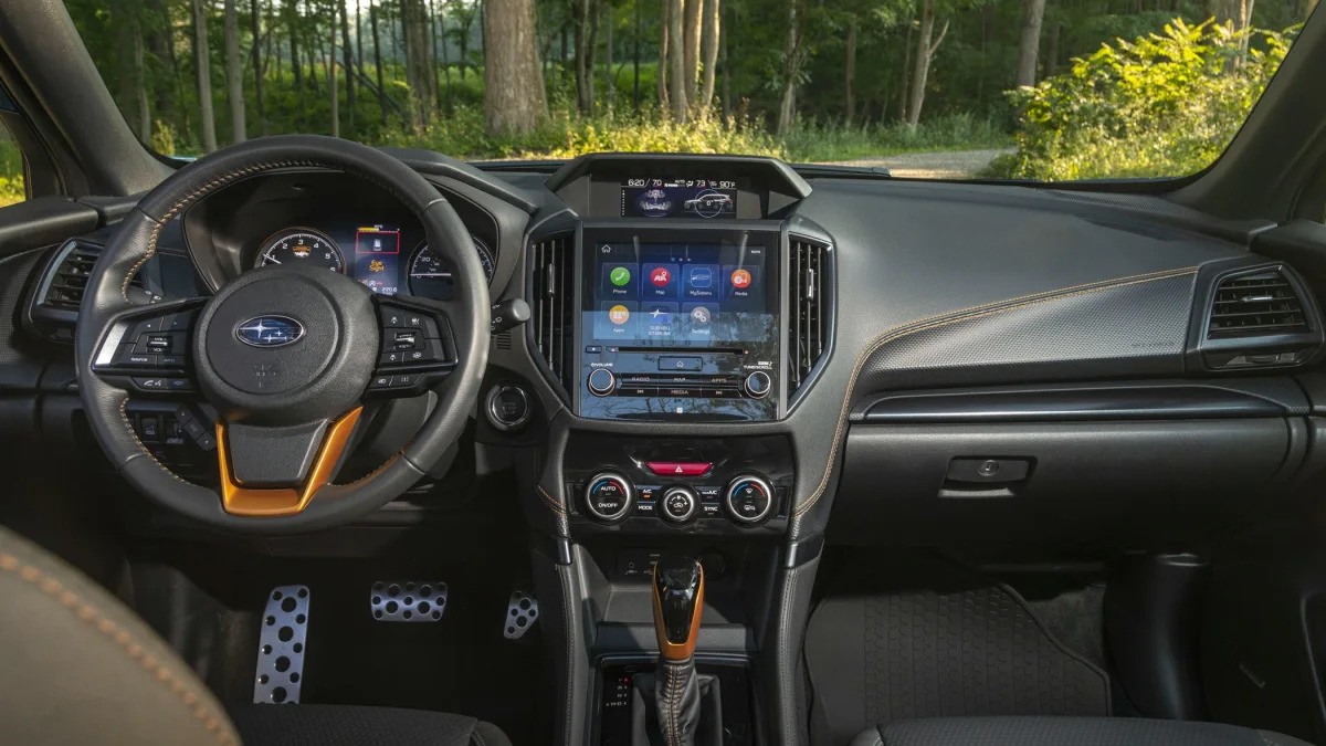 Subaru Forester 2.0i E-BOXER X-Explore Innere