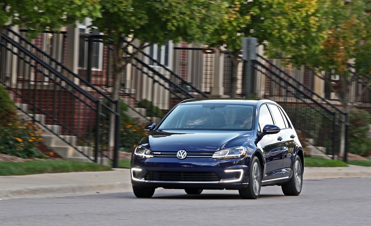 Volkswagen E-Golf E-dition 2020 Čelní pohled