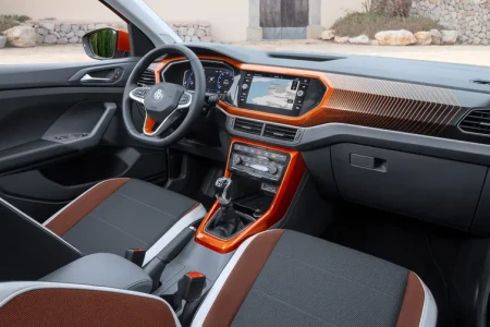 Miniaturansicht von Volkswagen T-Cross 1.0 TSI 110hp Style Business R Innere