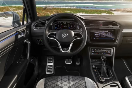 Náhled Volkswagen Tiguan Allspace 1.5 TSI 150hp ACT Highline Business R Interiér