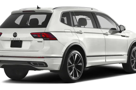 Náhled Volkswagen Tiguan 2.0 TDI 150hp R-Line Zadní pohled
