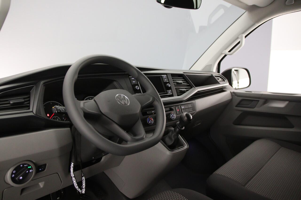Volkswagen Transporter L1H1 2.0 TDI 199hp Interiér