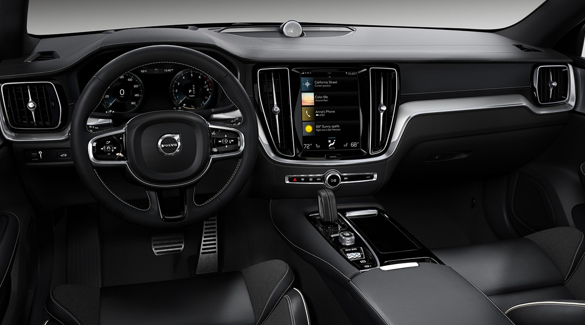 Volvo V60 B3 Momentum Advantage Interiér