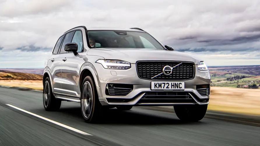 Volvo XC90 B5 AWD Business Pro Čelní pohled