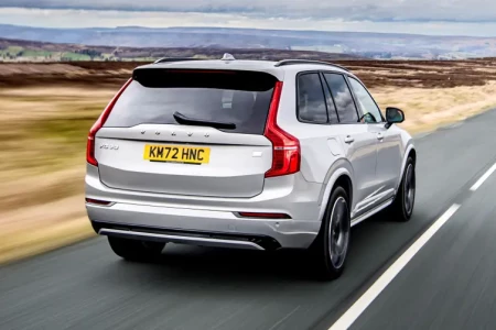 Náhled Volvo XC90 B5 AWD Business Pro Zadní pohled
