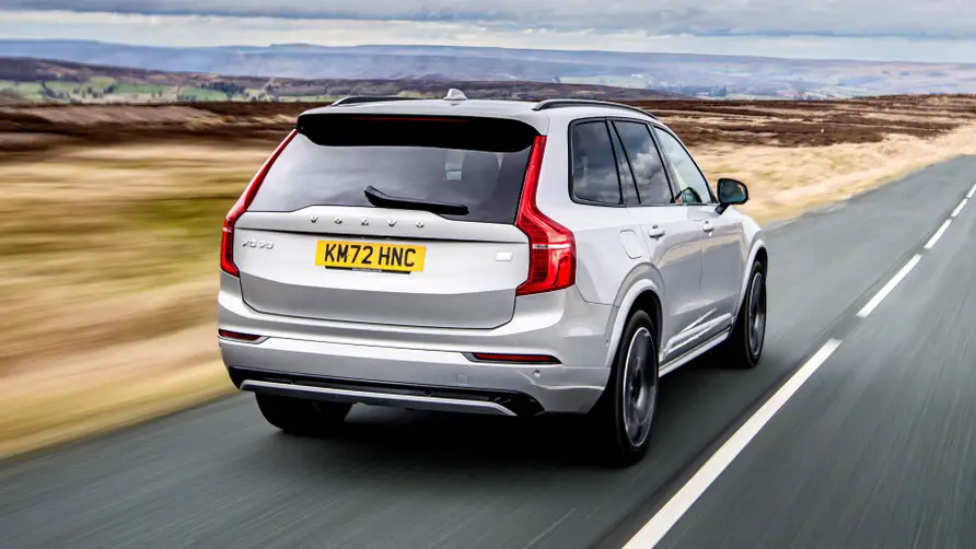 Volvo XC90 B5 AWD Business Pro Zadní pohled